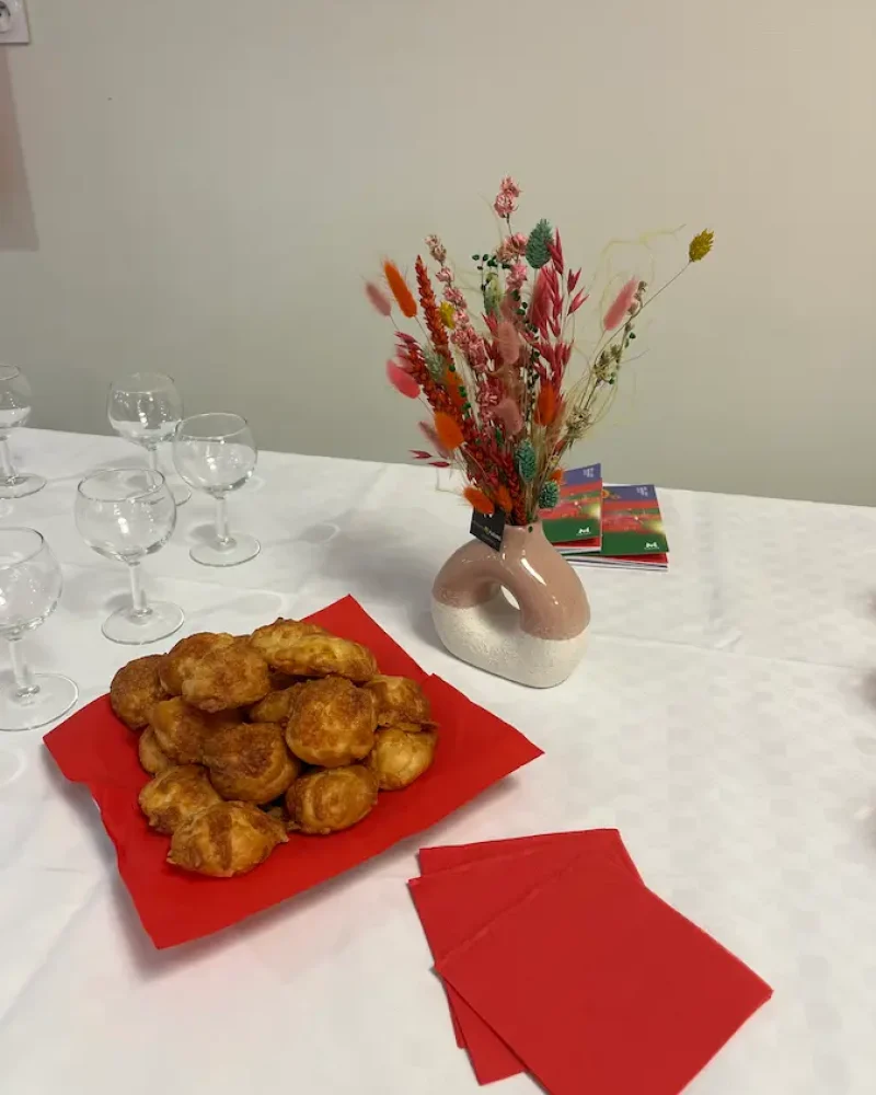 realisation-composition-florale-ripoche-fleurs-fleuriste-beaupreau-en-mauges (1)