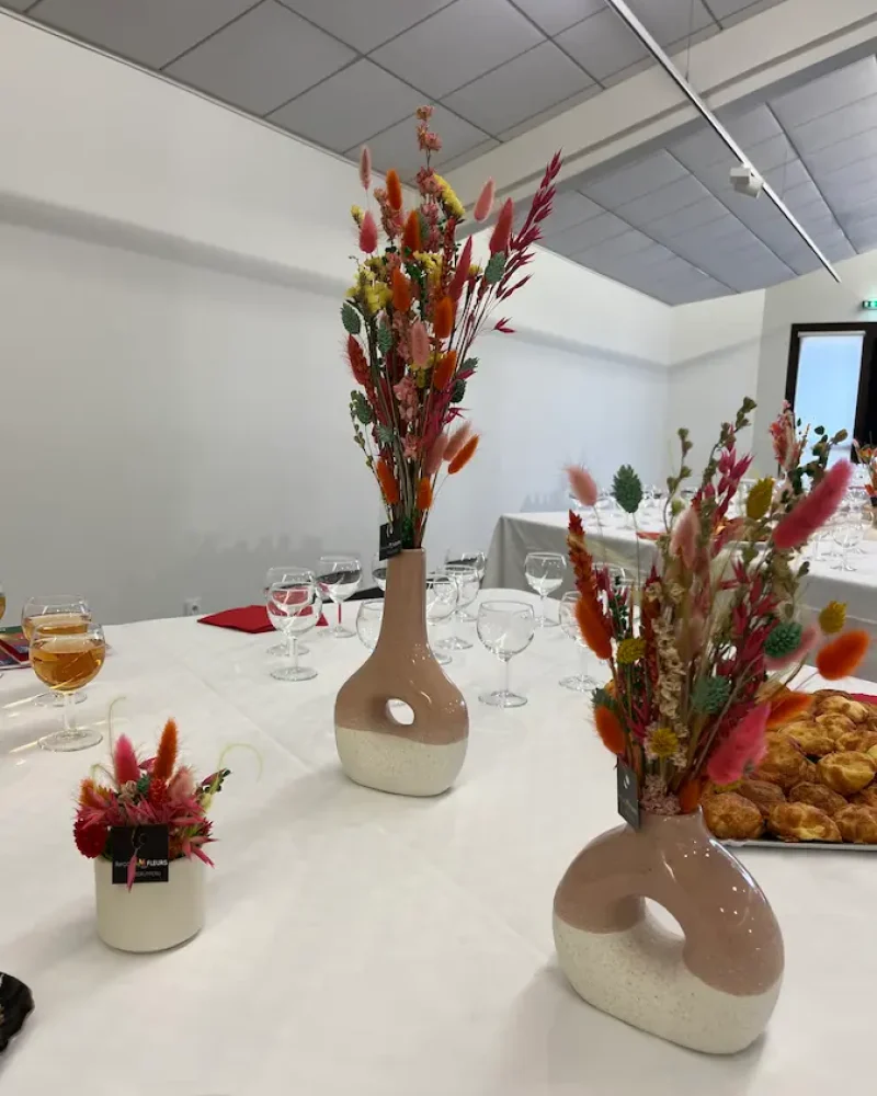 realisation-composition-florale-ripoche-fleurs-fleuriste-beaupreau-en-mauges (2)